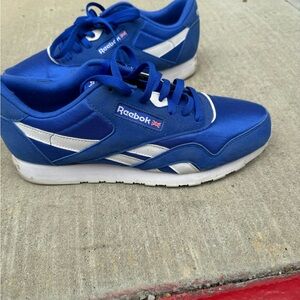 Reebok Classics size 10